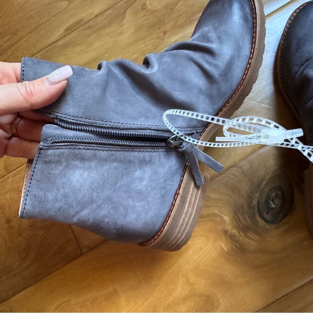NWT Sofft Beckie II Leather Booties Color Storm Blue Sz 6,5 - Picture 9 of 16